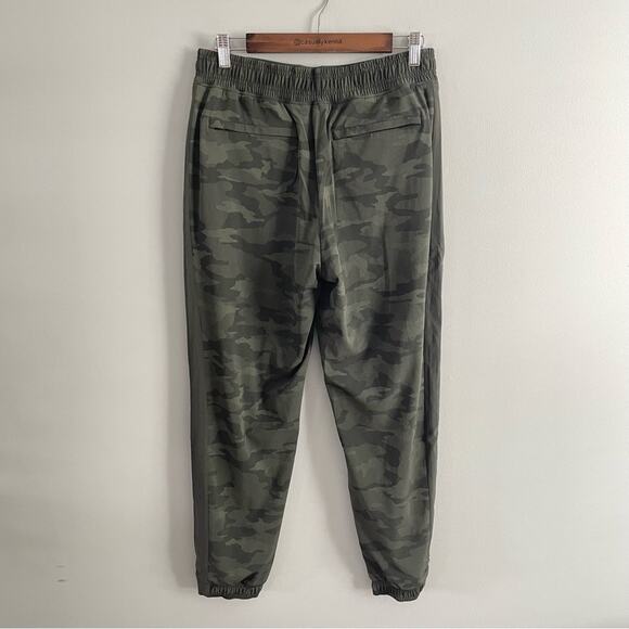 Athleta | Women’s Brooklyn Textured Lined Jogger Green Olive Camo Lux Pant 8 - Picture 6 of 13